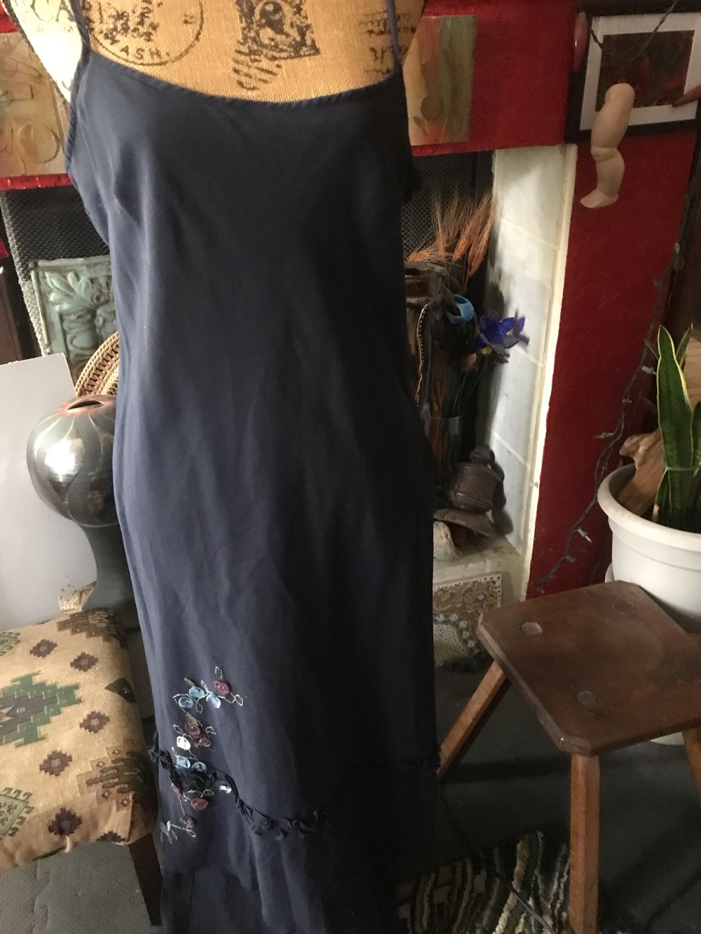 DKNY Women’s Navy Embroidered lined Summer Dress. Large.
